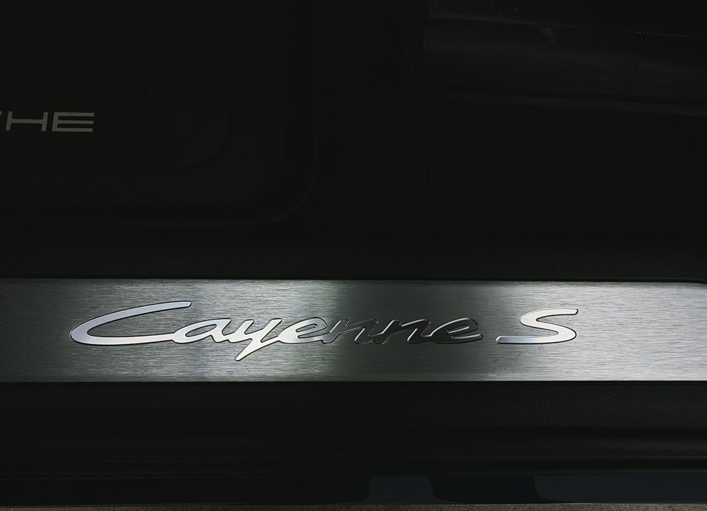 2024 Porsche Cayenne S AWD in Laval, Quebec - 30 - w1024h768px