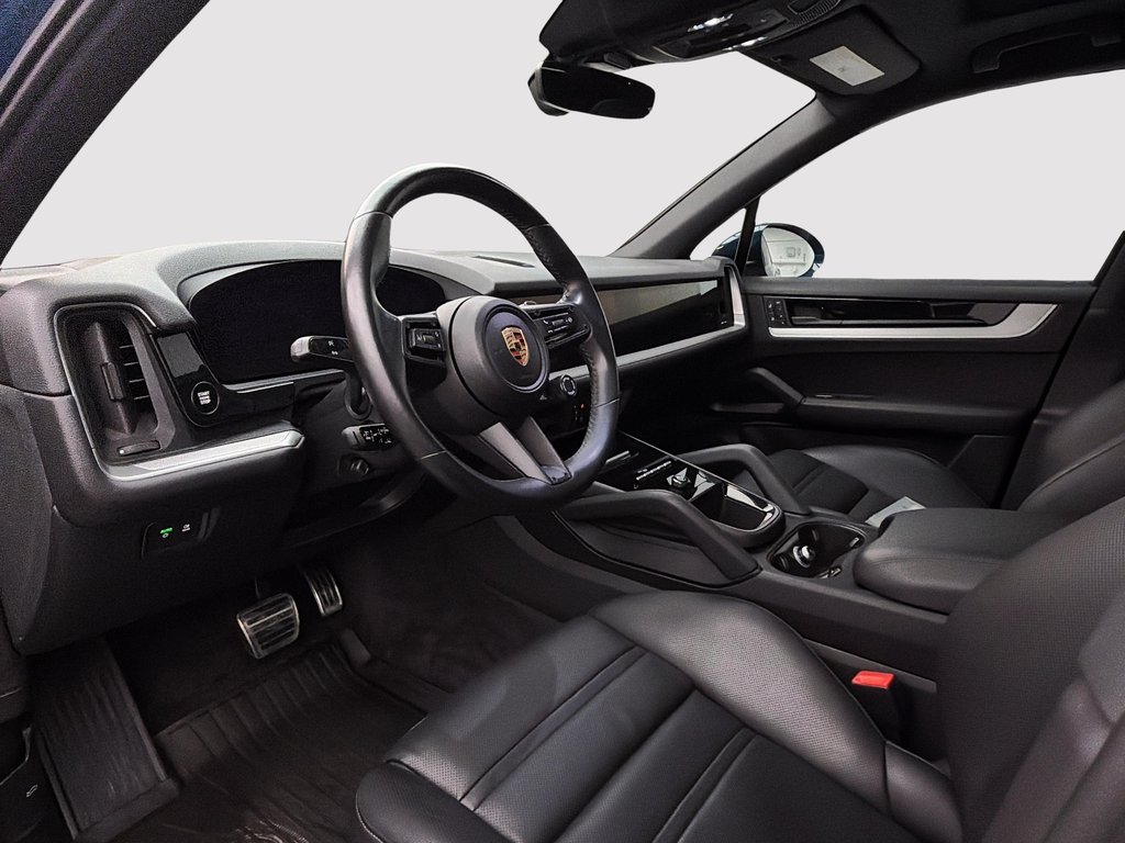 2024 Porsche Cayenne S AWD in Laval, Quebec - 12 - w1024h768px