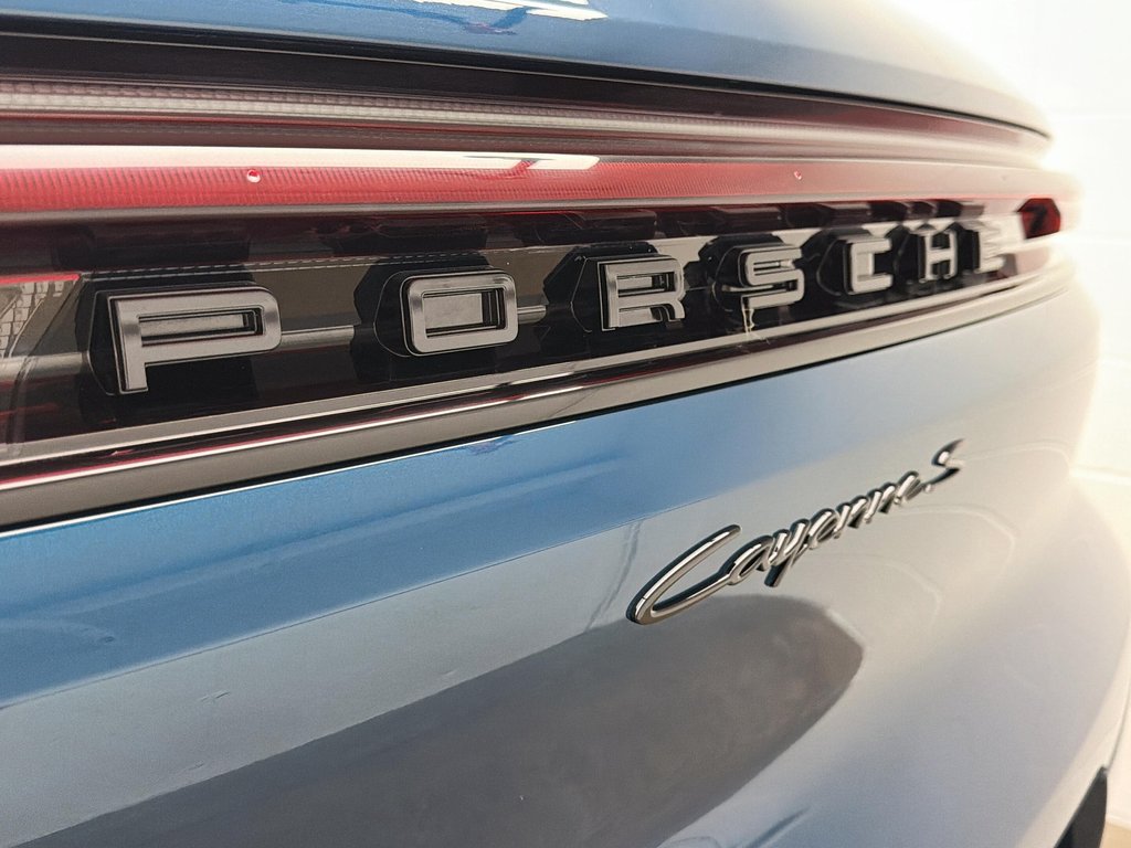 2024 Porsche Cayenne S AWD in Laval, Quebec - 7 - w1024h768px