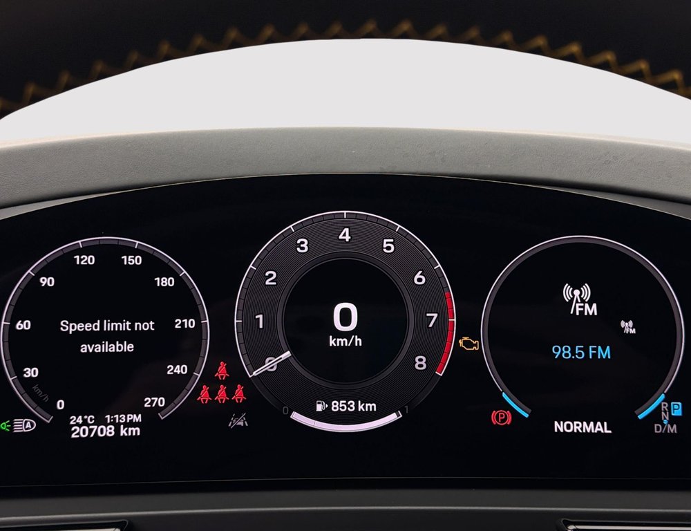 2024 Porsche Cayenne in Laval, Quebec - 18 - w1024h768px