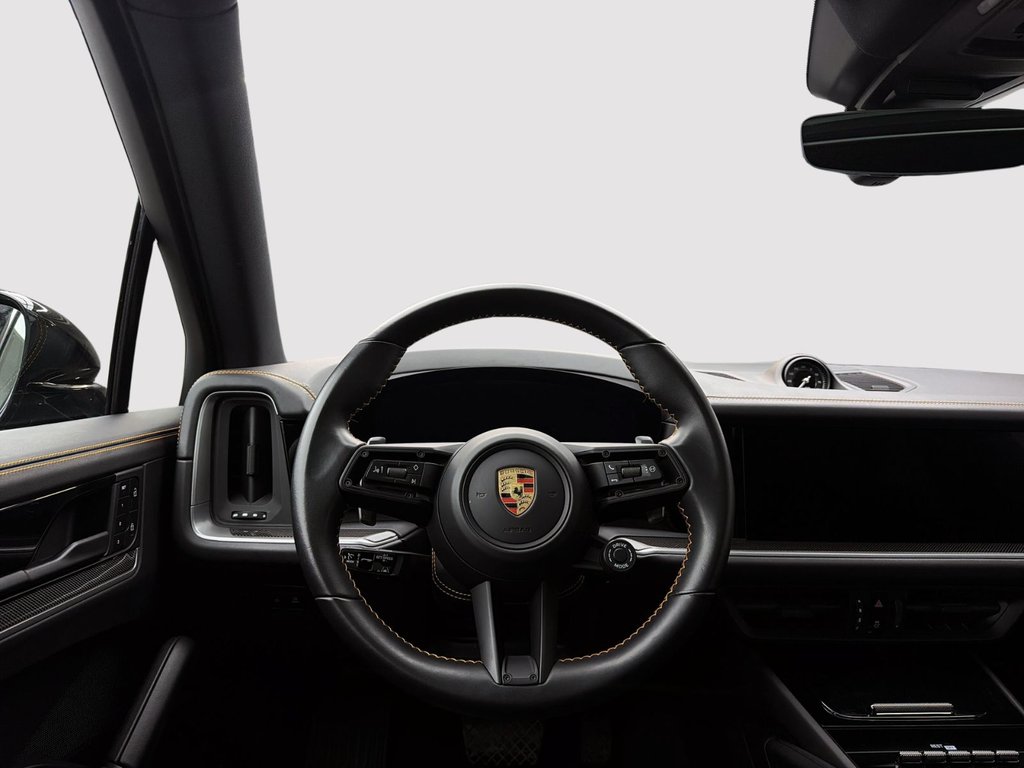 2024 Porsche Cayenne in Laval, Quebec - 14 - w1024h768px