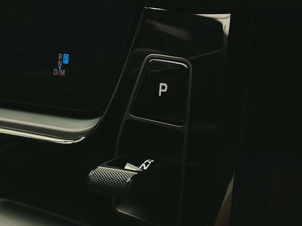 2024 Porsche Cayenne in Laval, Quebec - 20 - w1024h768px