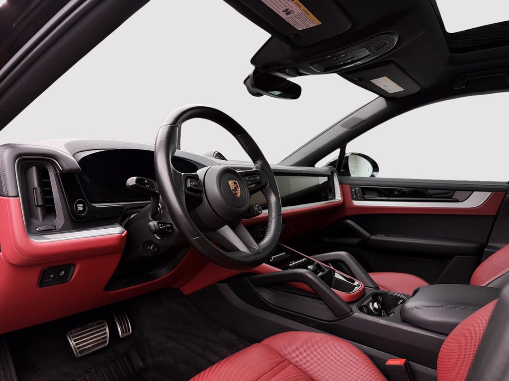 Porsche Cayenne  2024 à Laval, Québec - 12 - w1024h768px