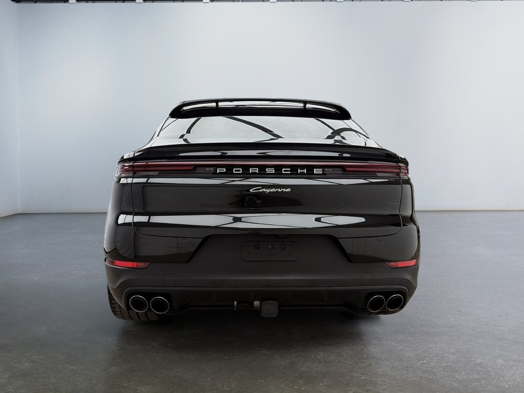 Porsche Cayenne  2024 à Laval, Québec - 4 - w1024h768px