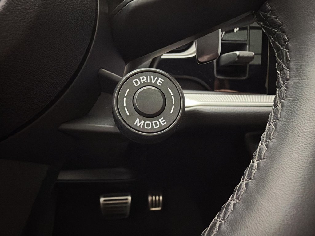 2024 Porsche Cayenne S in Laval, Quebec - 17 - w1024h768px