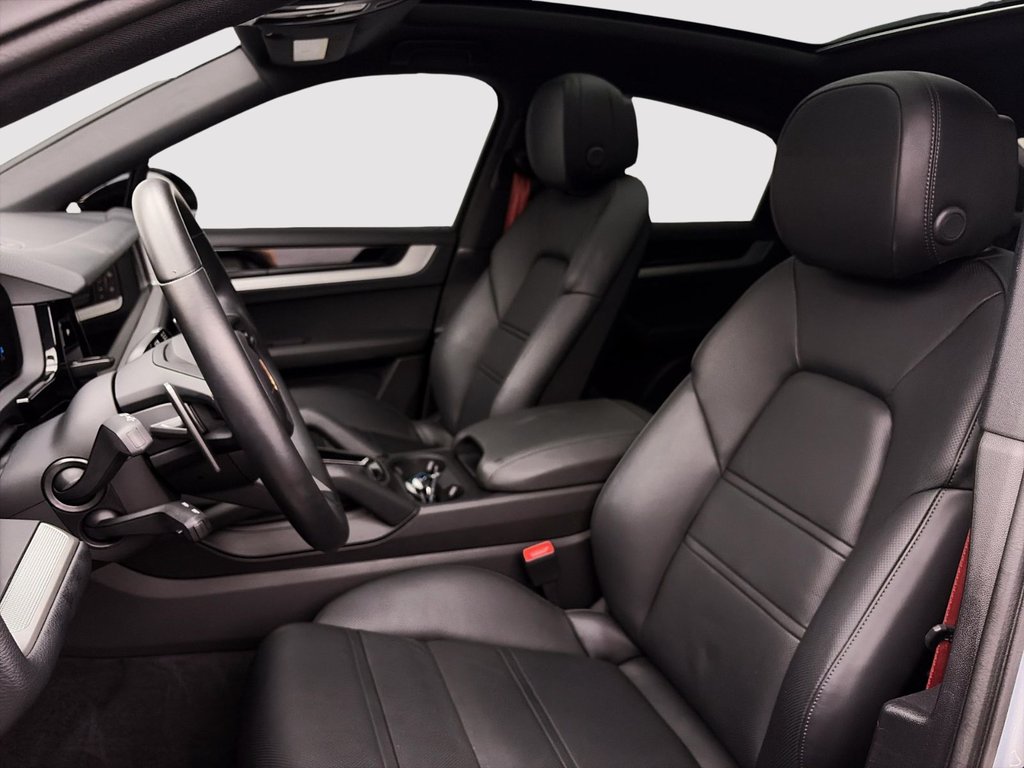 2024 Porsche Cayenne S in Laval, Quebec - 6 - w1024h768px