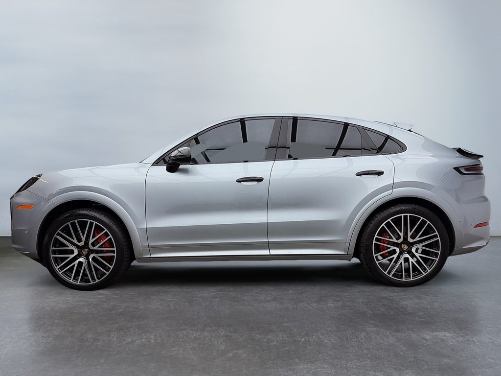 2024 Porsche Cayenne S in Laval, Quebec - 2 - w1024h768px