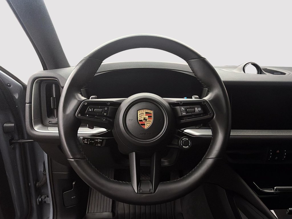 Porsche Cayenne  2024 à Laval, Québec - 15 - w1024h768px