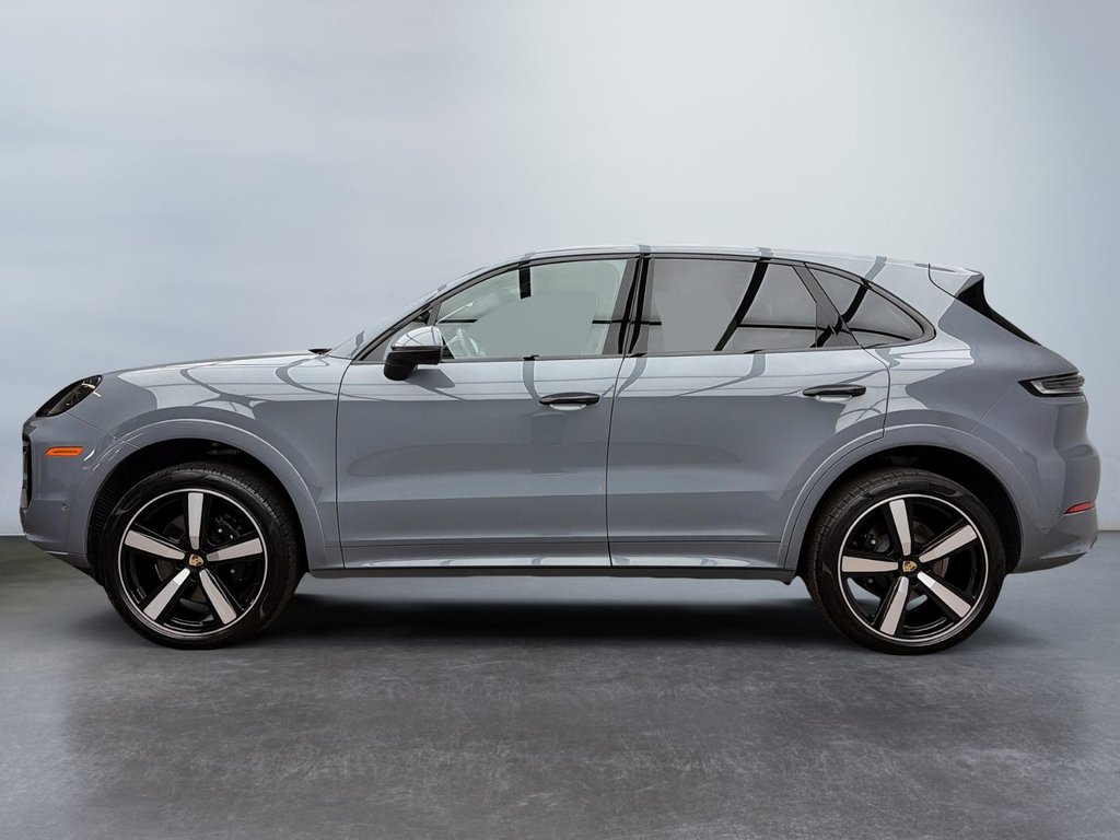 Porsche Cayenne  2024 à Laval, Québec - 2 - w1024h768px