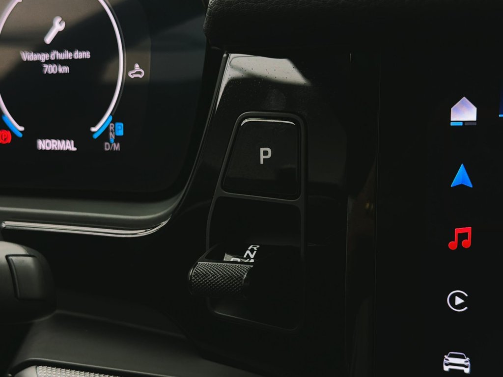 Porsche Cayenne  2024 à Laval, Québec - 20 - w1024h768px