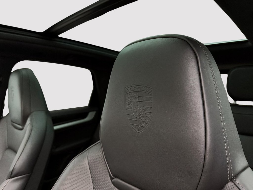 Porsche Cayenne  2024 à Laval, Québec - 23 - w1024h768px