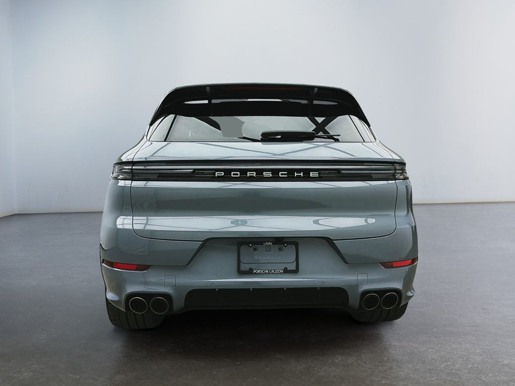 Porsche Cayenne  2024 à Laval, Québec - 4 - w1024h768px