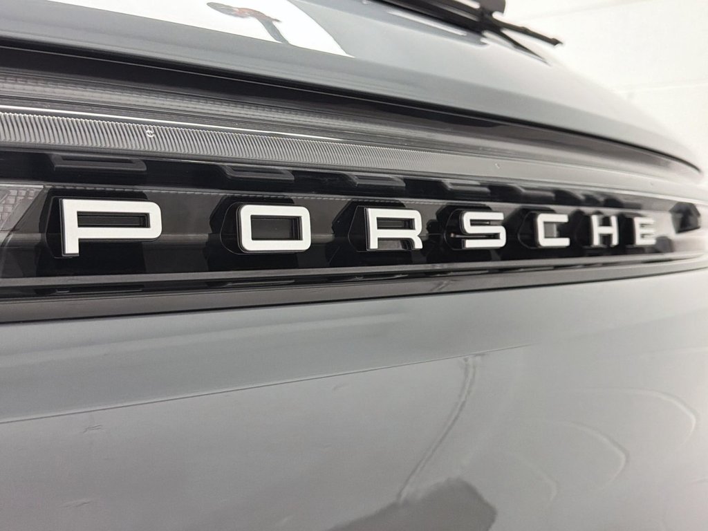 Porsche Cayenne  2024 à Laval, Québec - 7 - w1024h768px