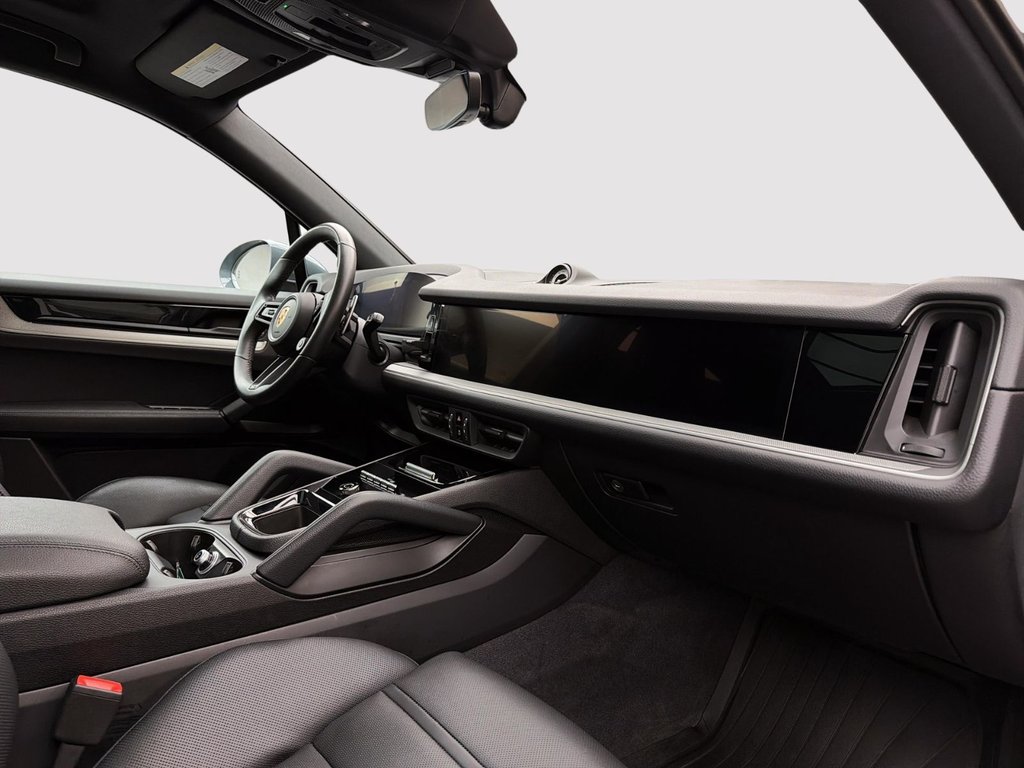 Porsche Cayenne  2024 à Laval, Québec - 22 - w1024h768px