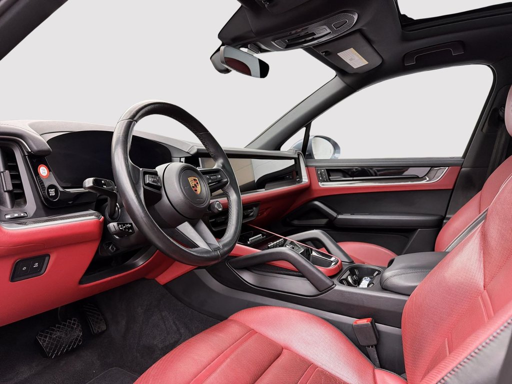 Porsche Cayenne  2024 à Laval, Québec - 12 - w1024h768px