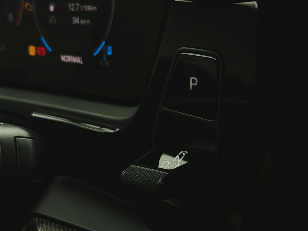 Porsche Cayenne  2024 à Laval, Québec - 19 - w1024h768px