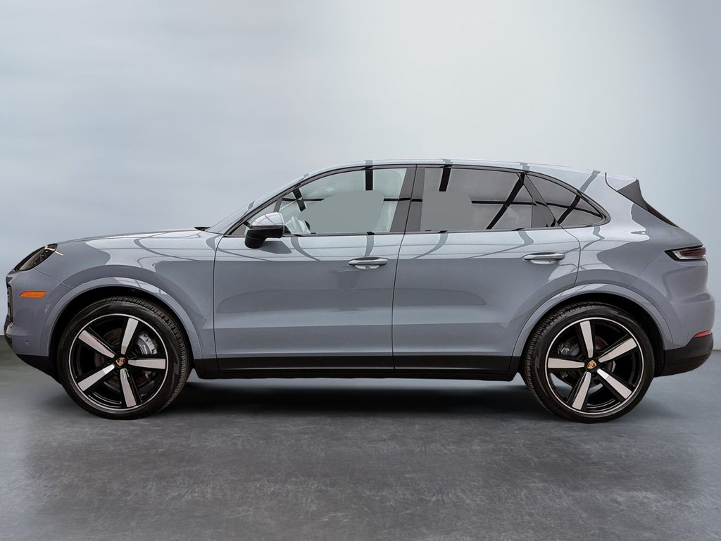 Porsche Cayenne  2024 à Laval, Québec - 2 - w1024h768px