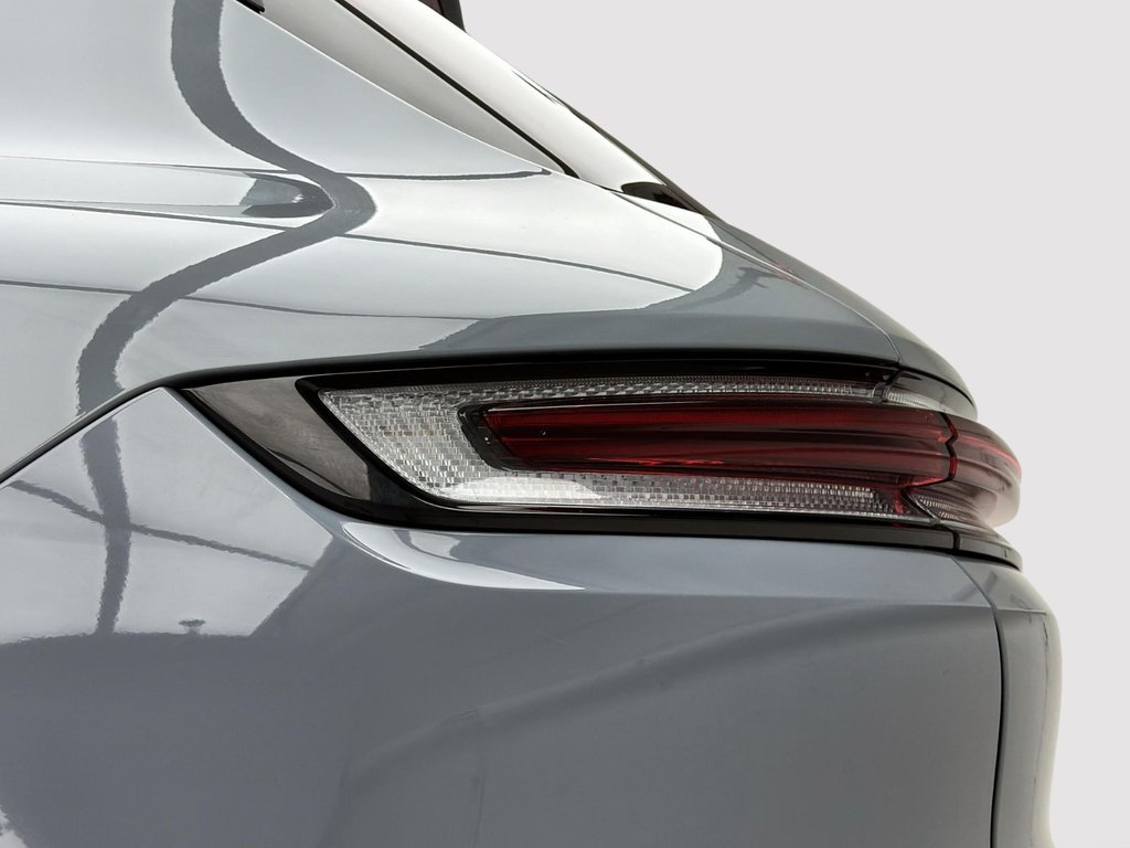 Porsche Cayenne  2024 à Laval, Québec - 9 - w1024h768px