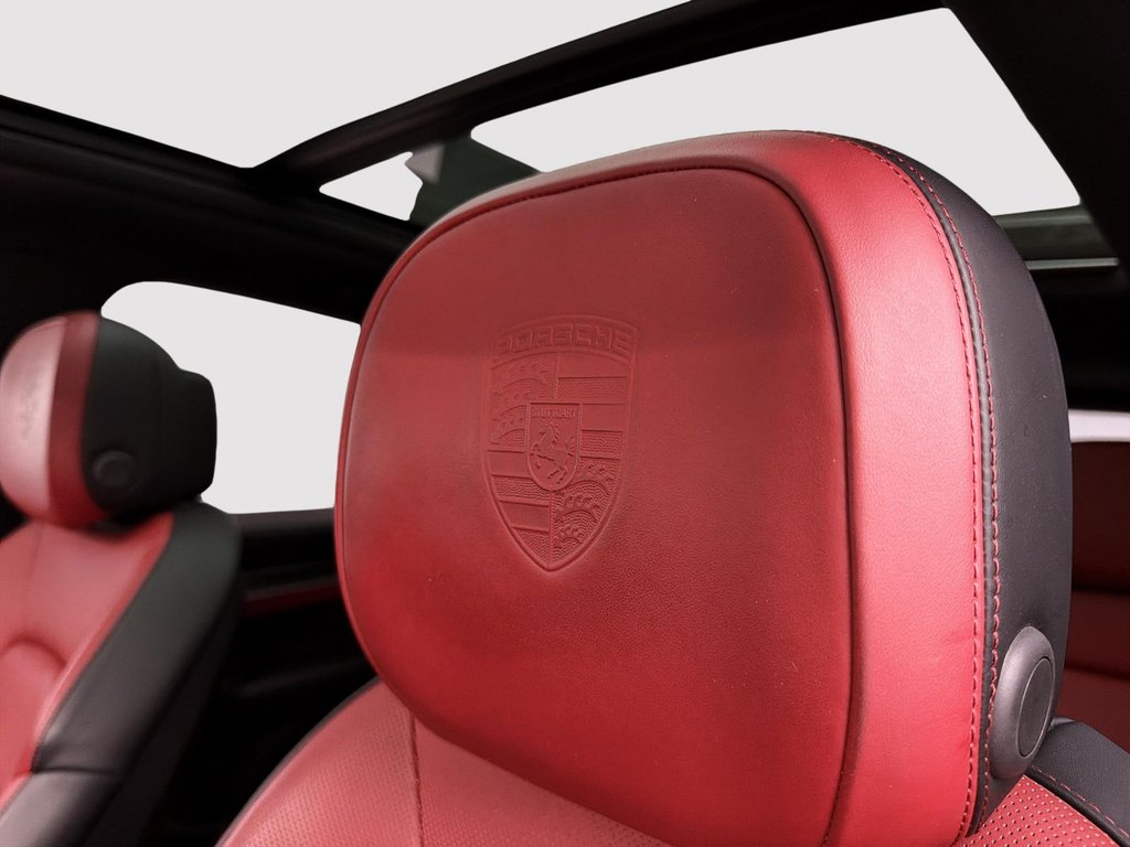 Porsche Cayenne  2024 à Laval, Québec - 23 - w1024h768px