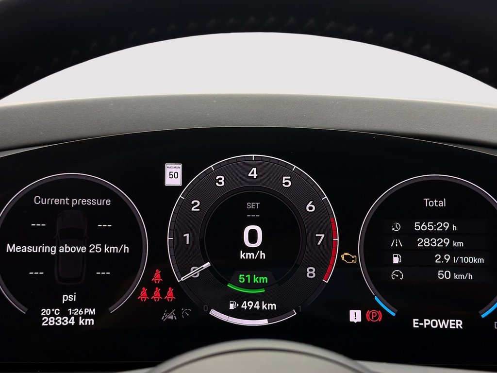 Porsche Cayenne E-Hybrid 2024 à Laval, Québec - 18 - w1024h768px