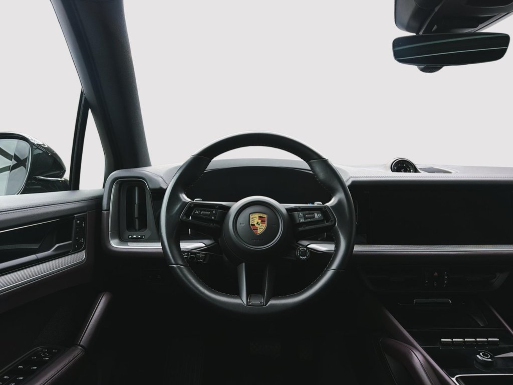 Porsche Cayenne E-Hybrid 2024 à Laval, Québec - 14 - w1024h768px