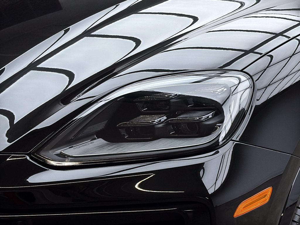 Porsche Cayenne Premium Package Plus 2025 à Laval, Québec - 9 - w1024h768px