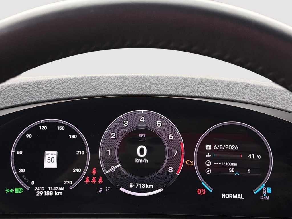 2025 Porsche Cayenne in Laval, Quebec - 18 - w1024h768px