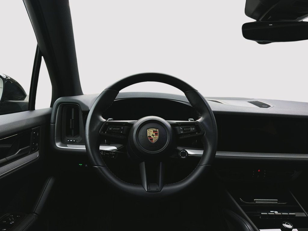 2025 Porsche Cayenne in Laval, Quebec - 14 - w1024h768px