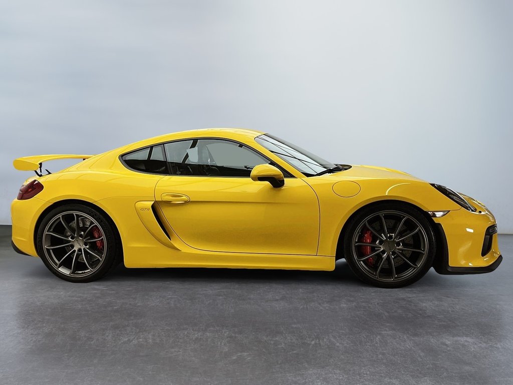 2016  Cayman GT4 MANUAL Sport Chrono Package in Laval, Quebec - 5 - w1024h768px