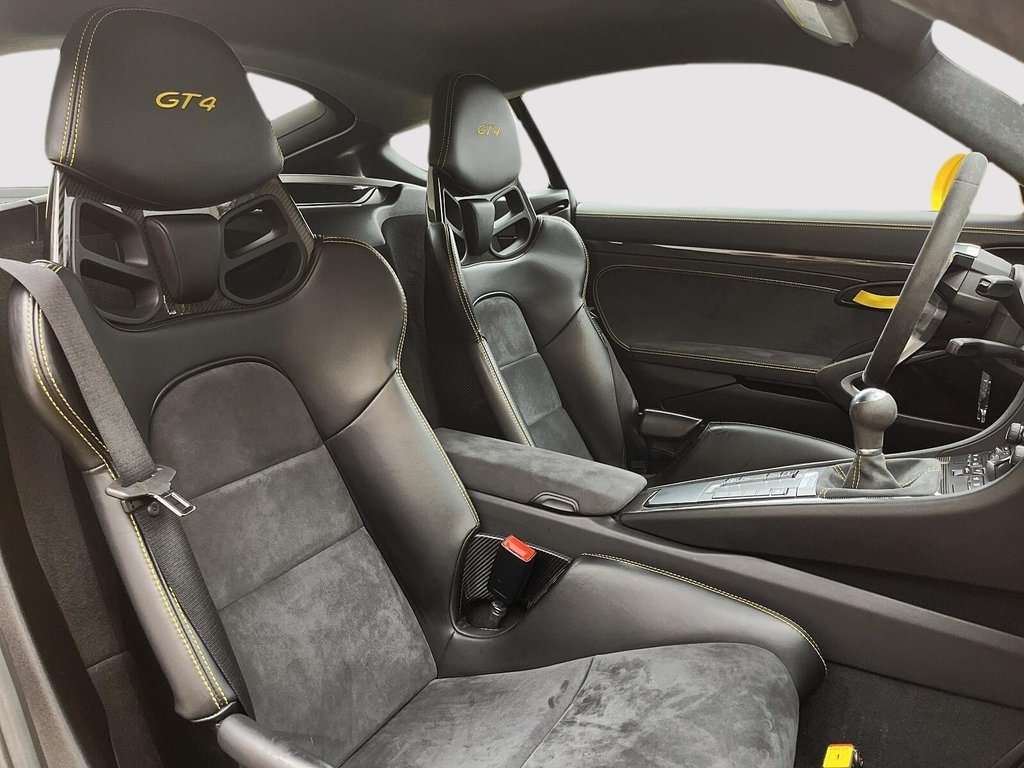 2016  Cayman GT4 MANUAL Sport Chrono Package in Laval, Quebec - 22 - w1024h768px