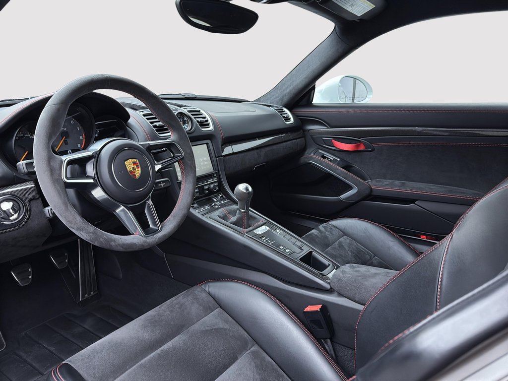 2016 Porsche Cayman GT4 manual Sport Chrono Pack in Laval, Quebec - 14 - w1024h768px
