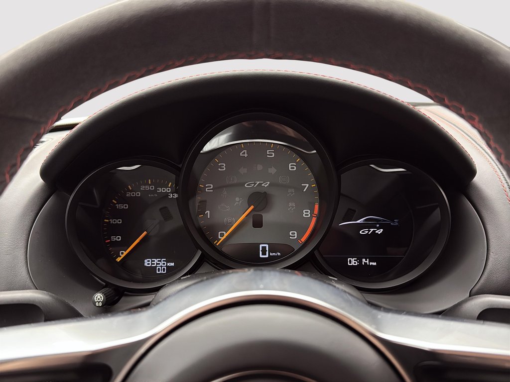 2016 Porsche Cayman GT4 manual Sport Chrono Pack in Laval, Quebec - 17 - w1024h768px