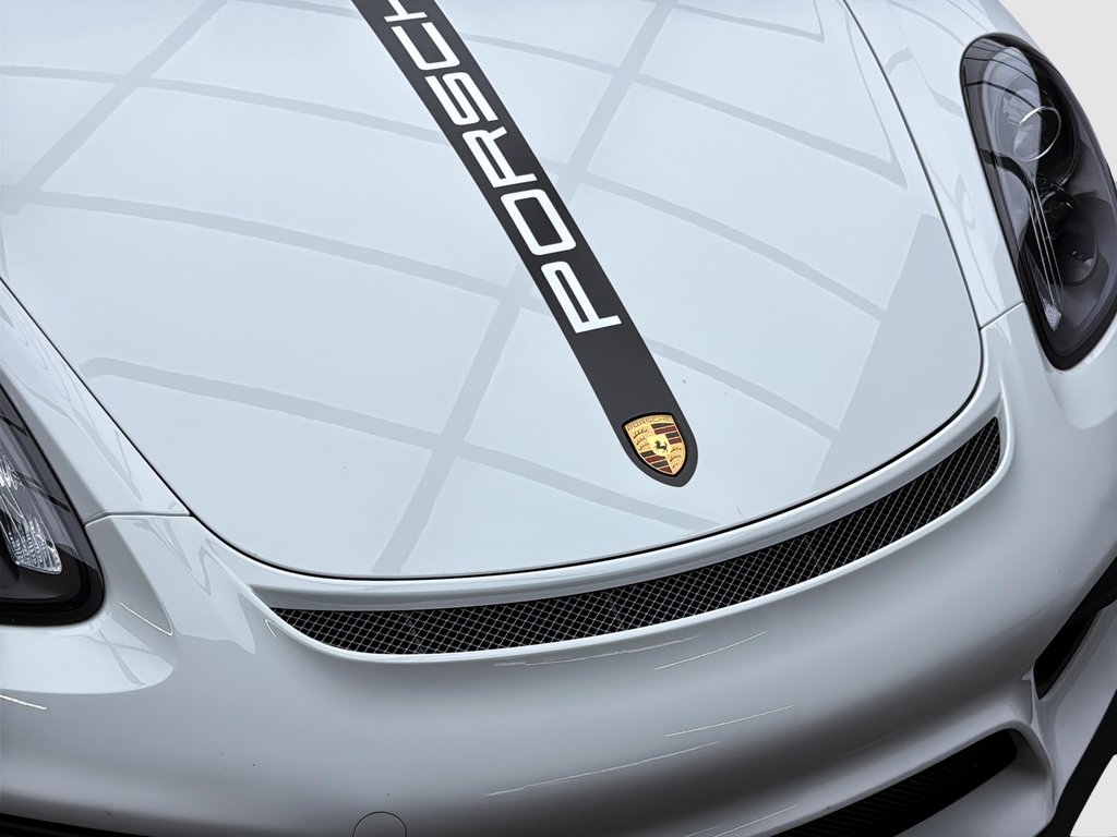 2016 Porsche Cayman GT4 manual Sport Chrono Pack in Laval, Quebec - 8 - w1024h768px