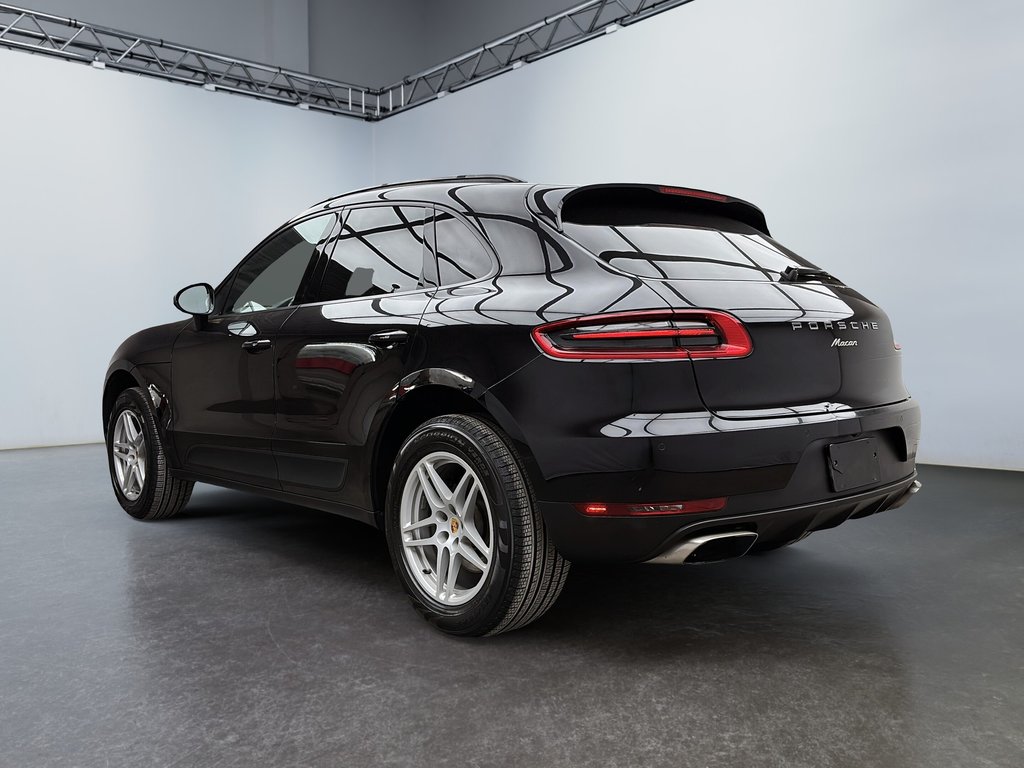 2018 Porsche Macan Premium Package Plus in Laval, Quebec - 3 - w1024h768px
