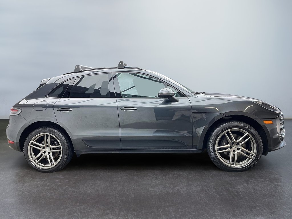 Macan 20 Macan Turbo Wheels 2019 à Laval, Québec - 2 - w1024h768px