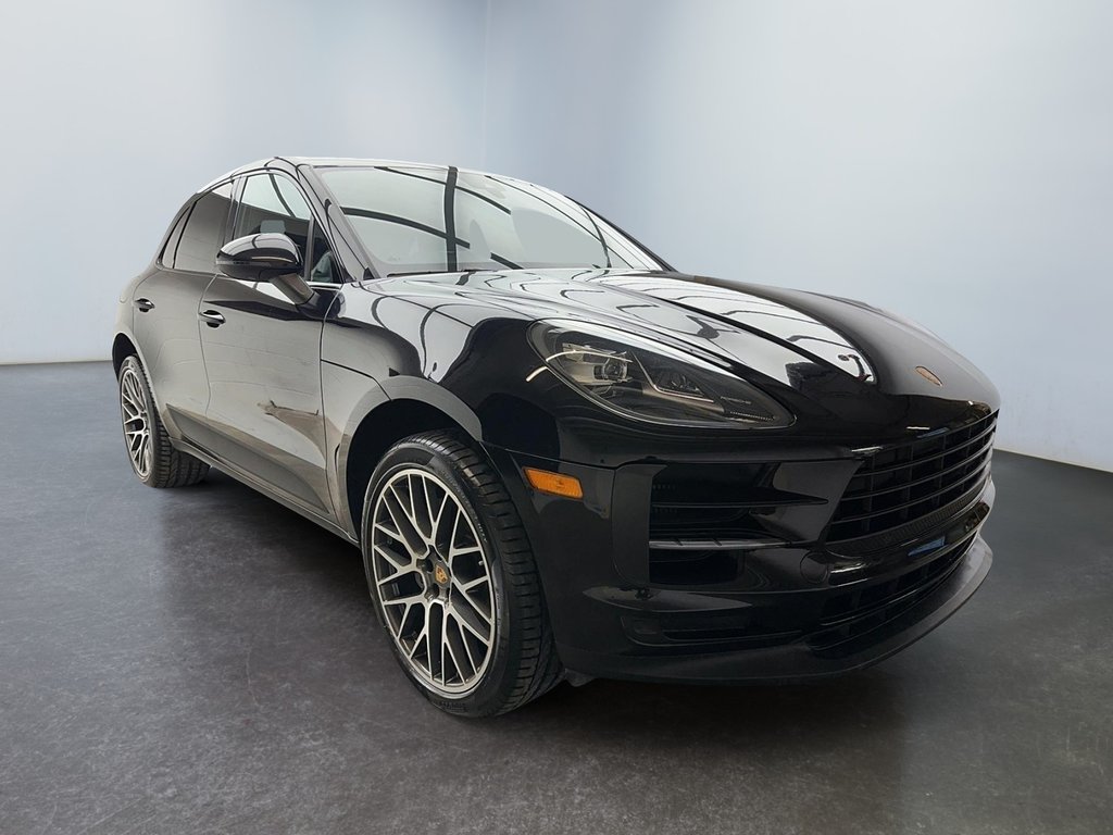 2019  Macan S Premium Package Plus in Laval, Quebec - 7 - w1024h768px