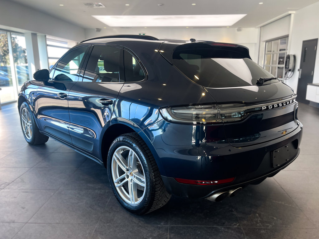 2020  Macan S Toit Panoramique in Laval, Quebec - 3 - w1024h768px