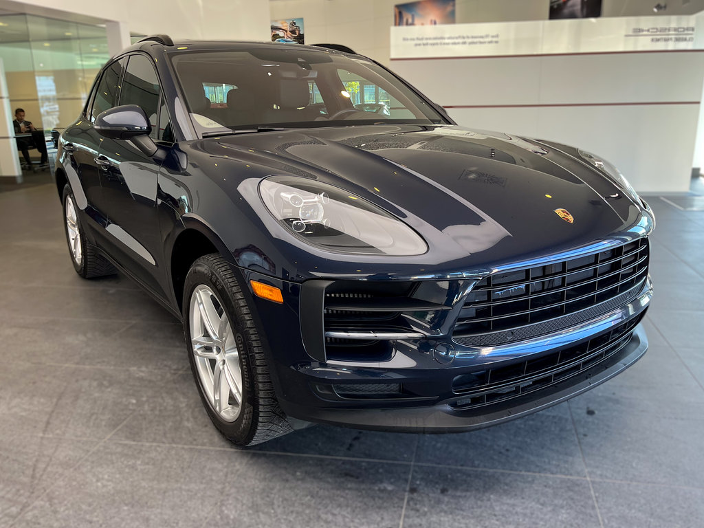 2020  Macan S Toit Panoramique in Laval, Quebec - 10 - w1024h768px