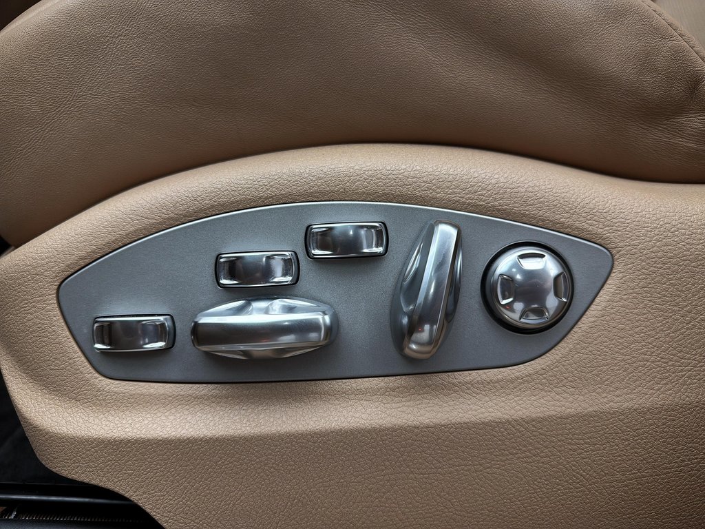 Porsche Macan Turbo Premium Package Plus 2020 à Laval, Québec - 26 - w1024h768px