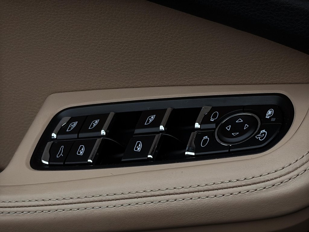 Porsche Macan Turbo Premium Package Plus 2020 à Laval, Québec - 30 - w1024h768px