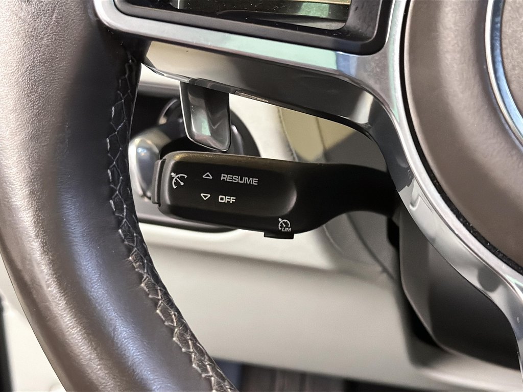 Porsche Macan S V6 Premium Package Plus 2020 à Laval, Québec - 17 - w1024h768px