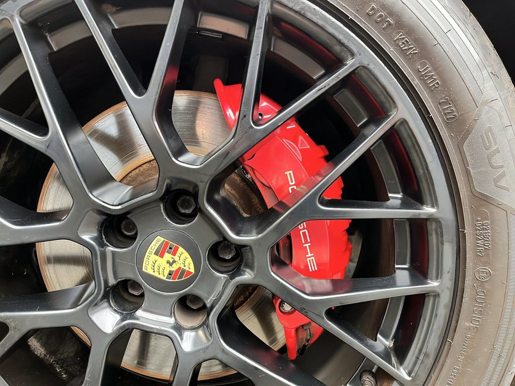 Porsche Macan GTS 2020 à Laval, Québec - 12 - w1024h768px
