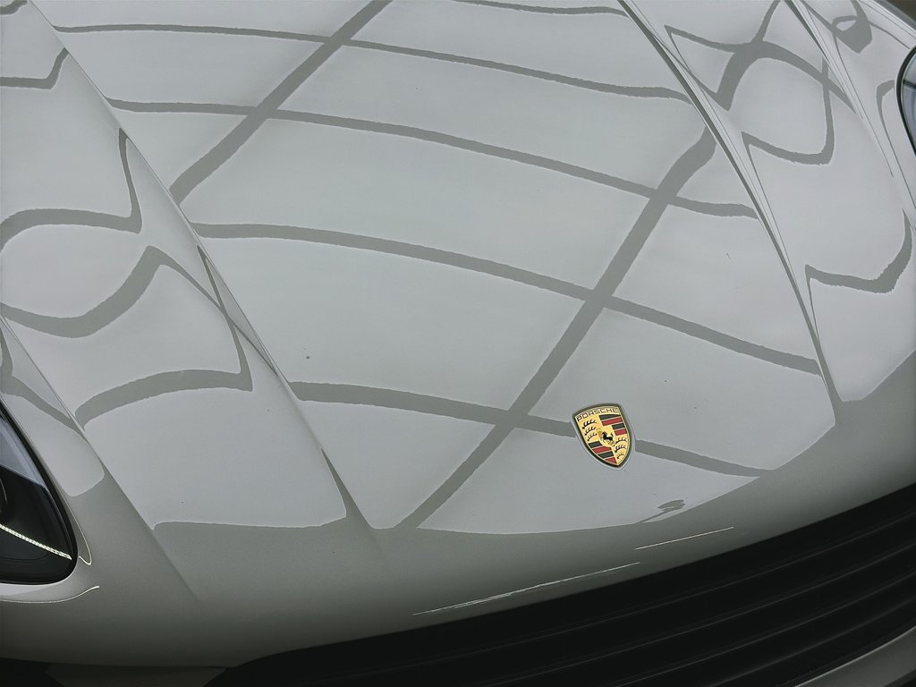 2021 Porsche Macan 20 Macan Turbo Wheels in Laval, Quebec - 8 - w1024h768px