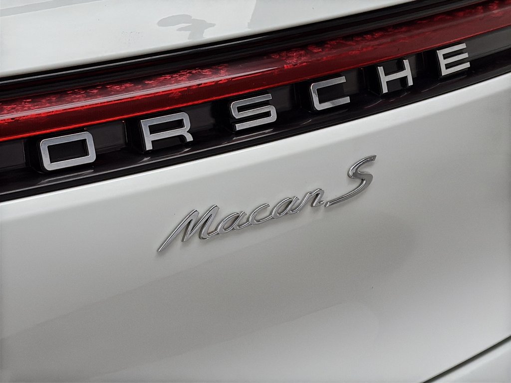 2021 Porsche Macan S V6 Premium Plus Package in Laval, Quebec - 8 - w1024h768px
