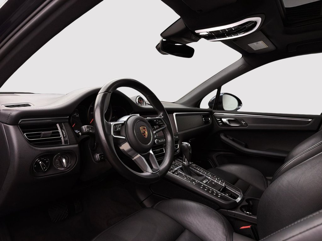 Porsche Macan GTS 2021 à Laval, Québec - 12 - w1024h768px