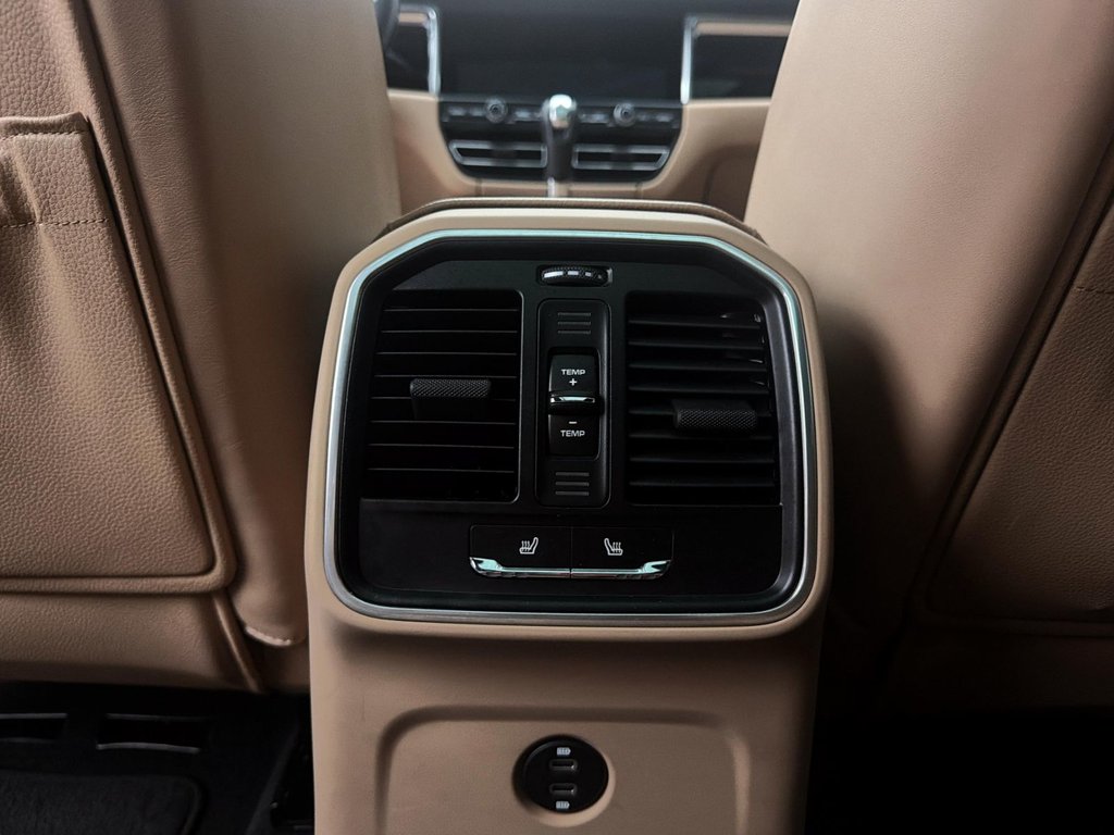 Porsche Macan S 2021 à Laval, Québec - 26 - w1024h768px
