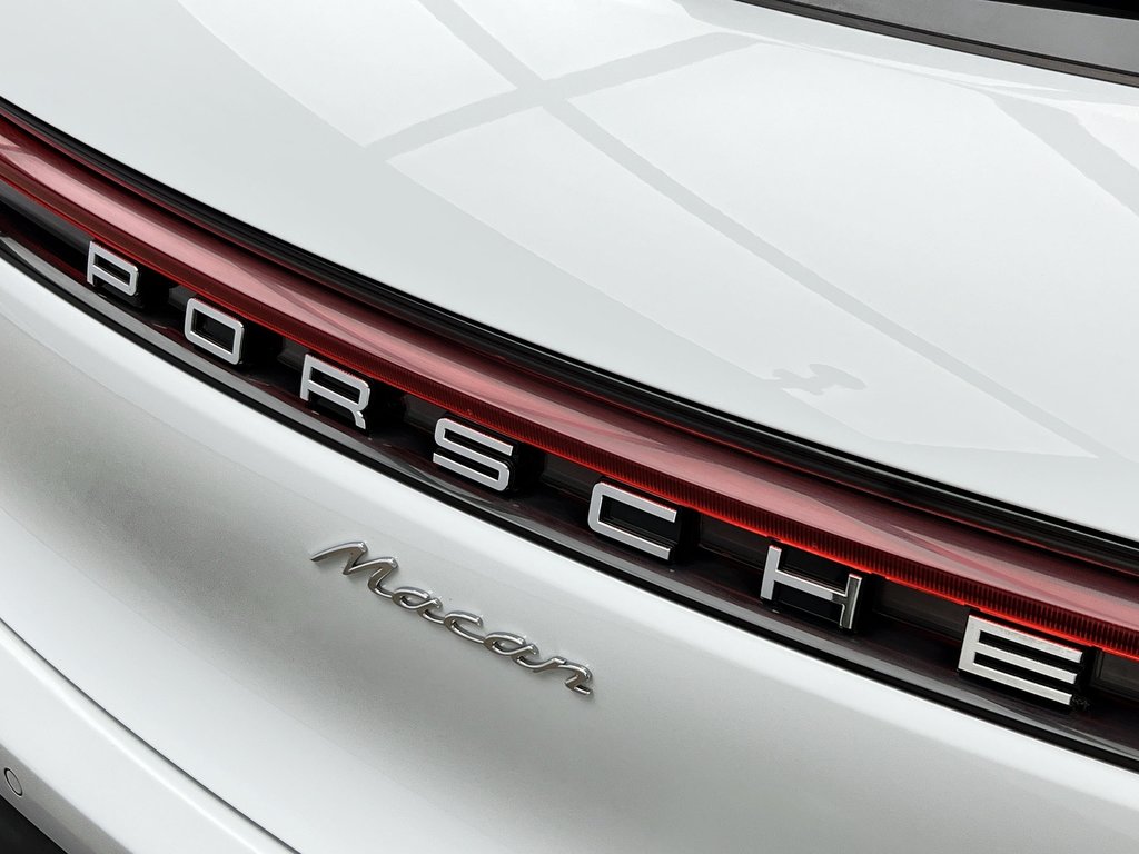 Porsche Macan Premium Package Plus 2022 à Laval, Québec - 9 - w1024h768px
