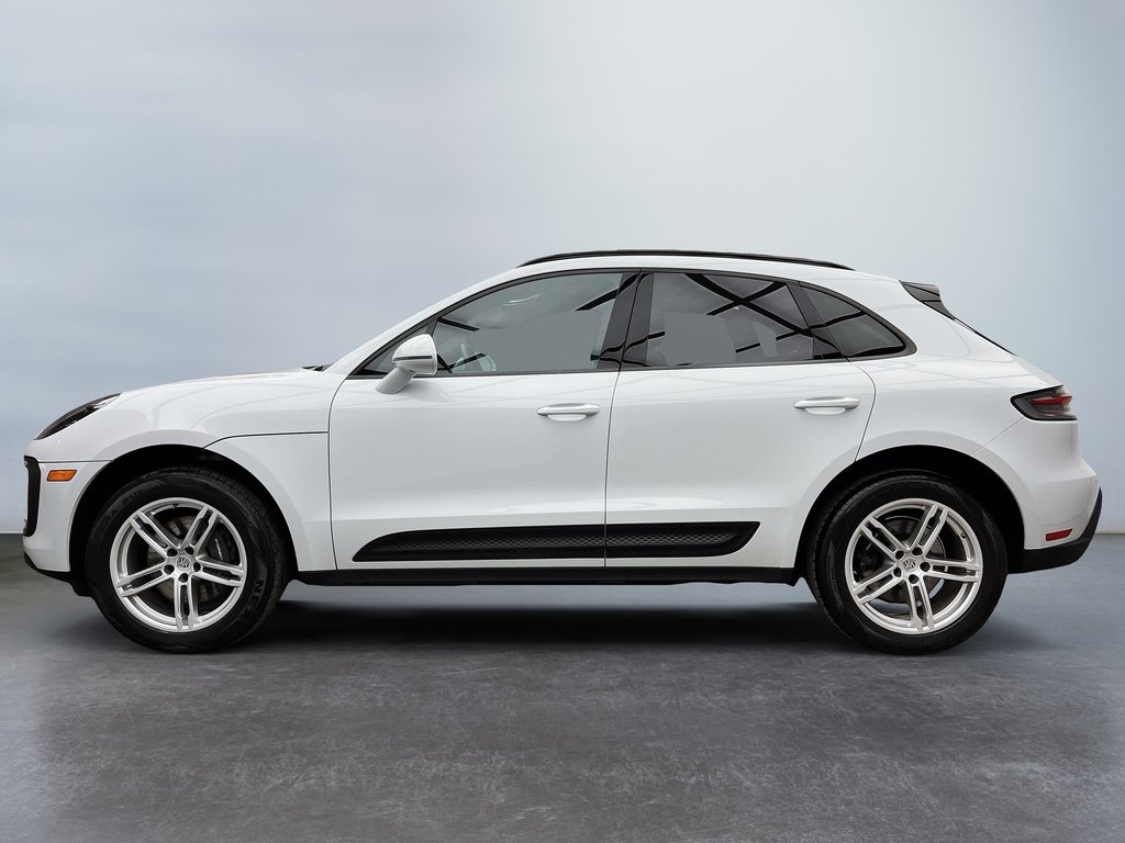 Porsche Macan Premium Package Plus 2022 à Laval, Québec - 2 - w1024h768px