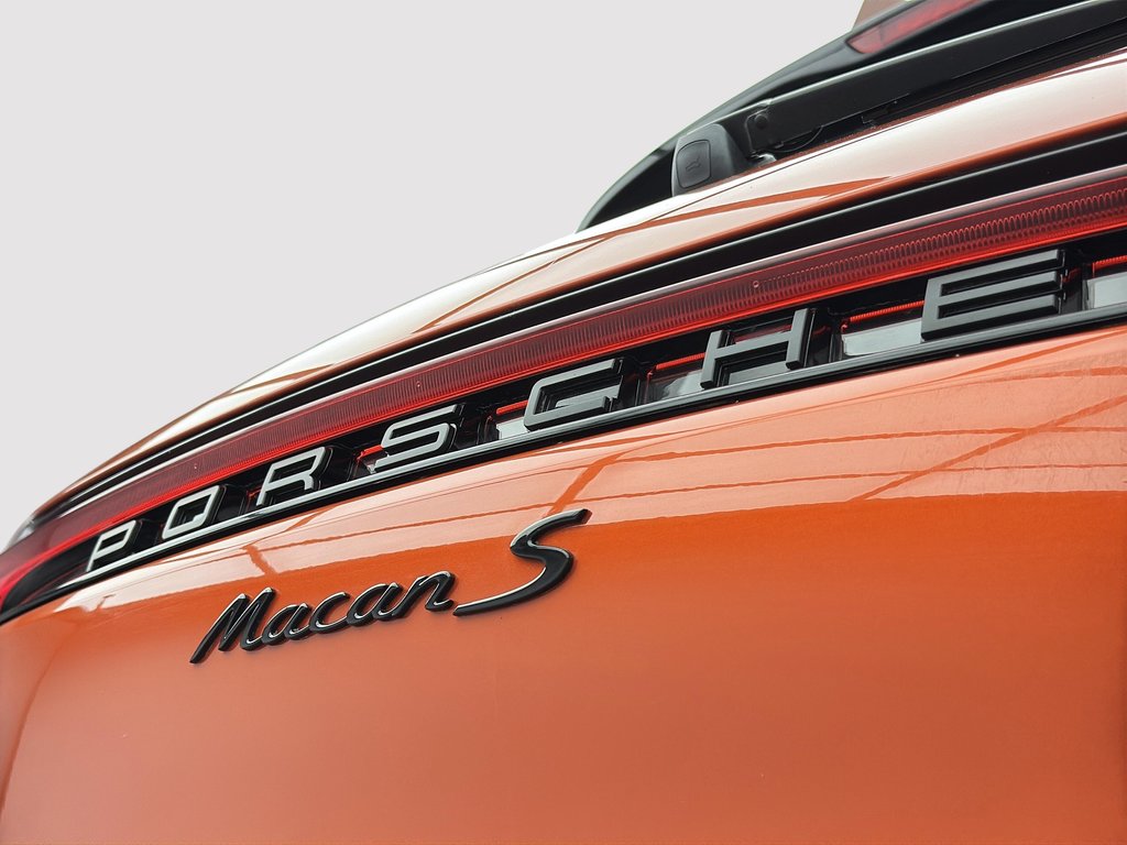 2022 Porsche Macan S V6 375HP Premium Package Plus in Laval, Quebec - 9 - w1024h768px
