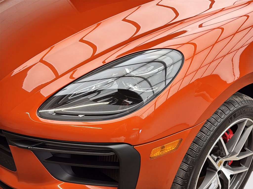 2022 Porsche Macan S V6 375HP Premium Package Plus in Laval, Quebec - 11 - w1024h768px